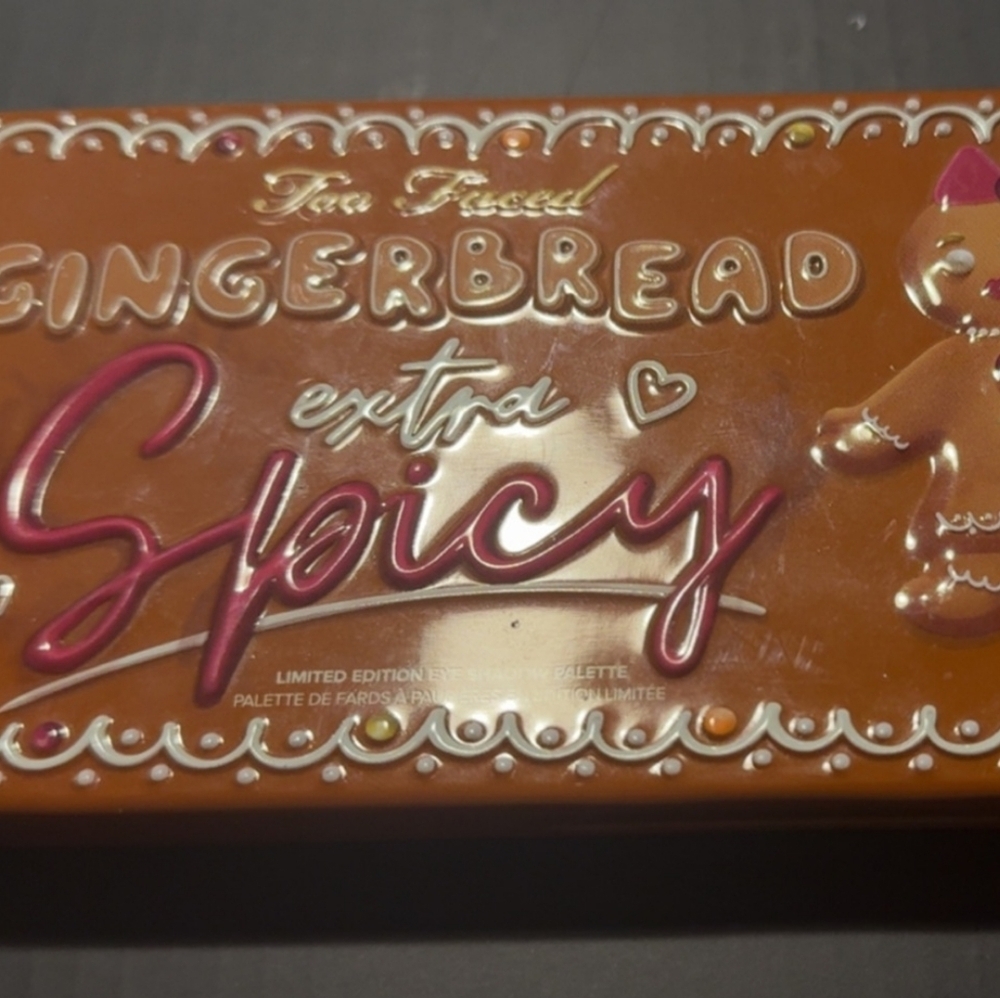 RARE! Too Faced Gingerbread Extra Spicy Eyeshadow Palette